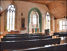 Kirchenraum im Obergeschoss mit Altar