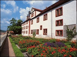 Südflügel mit Renaissancegarten
