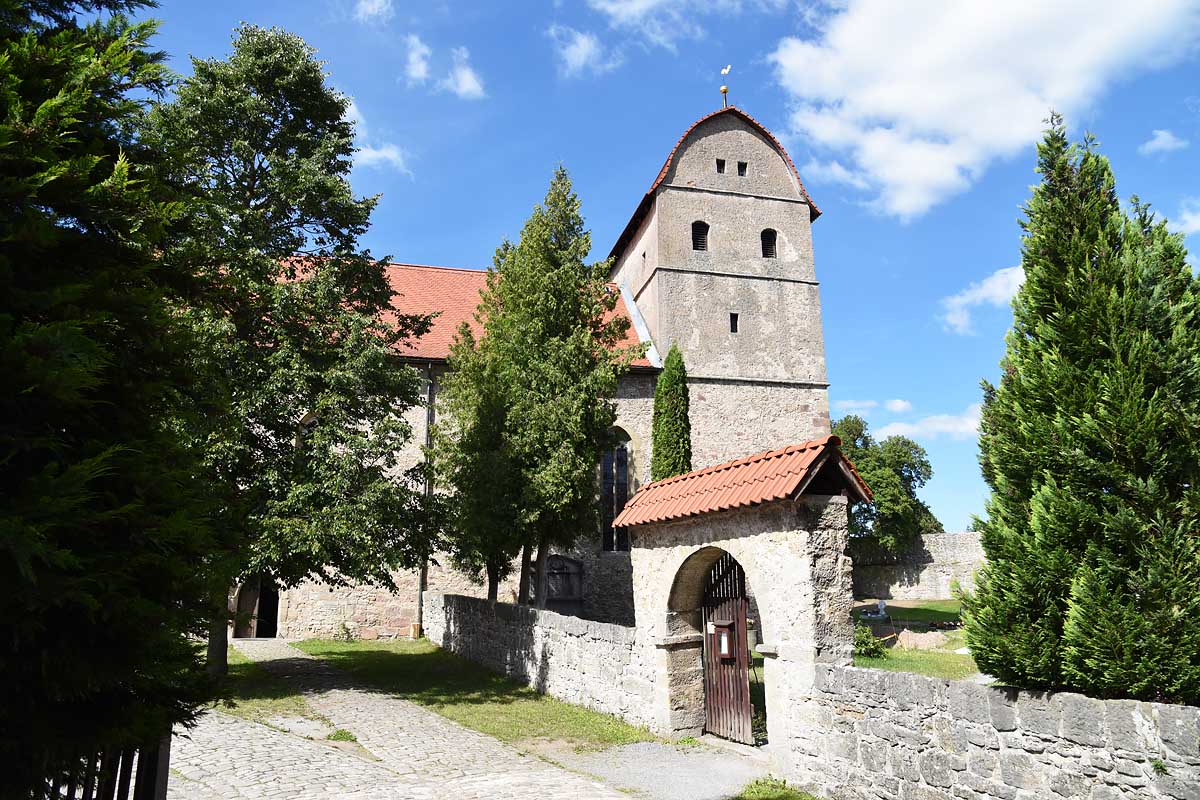 Kirchenburg Rohr