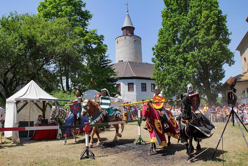 Ritterfestspiele vor Burg Posterstein