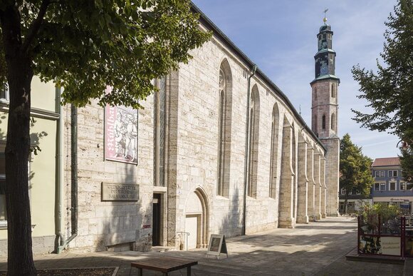 Kornmarktkirche mit Bauernkriegsmuseum (Foto: Tino Sieland, CC-BY-SA)