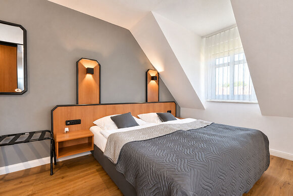 erholsamer Schlaf im bequemen Hotelbett