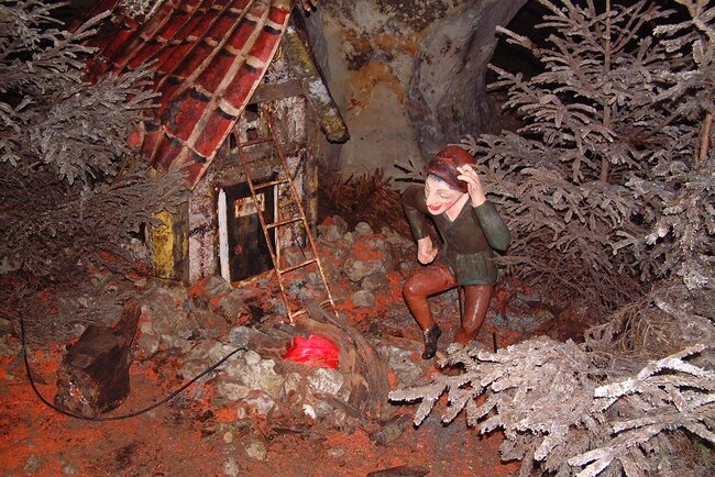 Sandstein -und Märchenhöhle in Walldorf