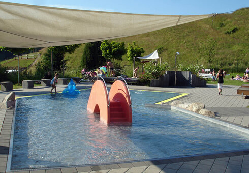 Freibad Schönbrunn