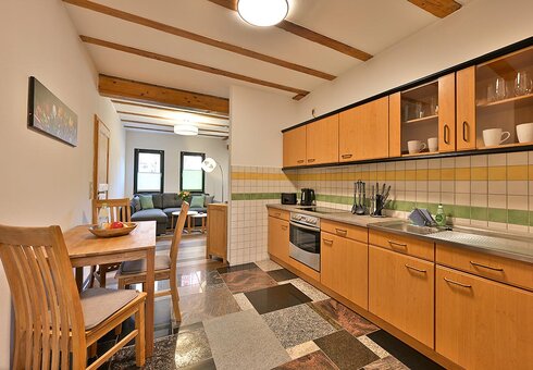 gut ausgestattete Küche