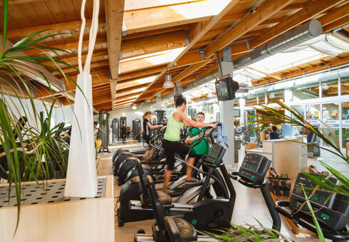 Fitnesscenter Living (nur 150 m entfernt)