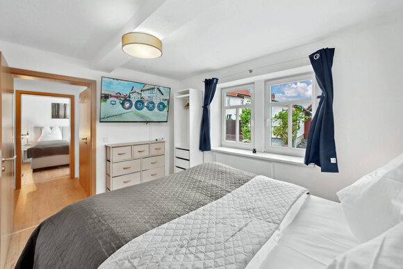 Bsp. Ferienwohnung mit Streamingdiensten (Apartments am Hainich)