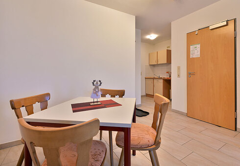 Beispiel Ferienwohnung (Esstisch)