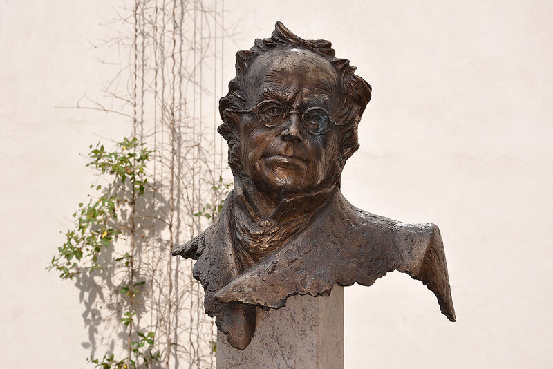 Büste von Joseph Meyer