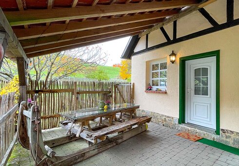 überdachte Terrasse