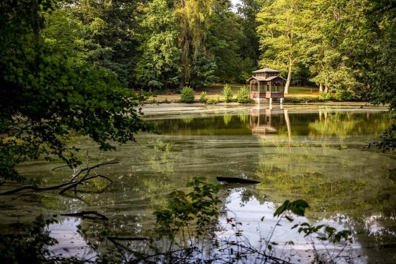 Teichhäuschen im Schlosspark