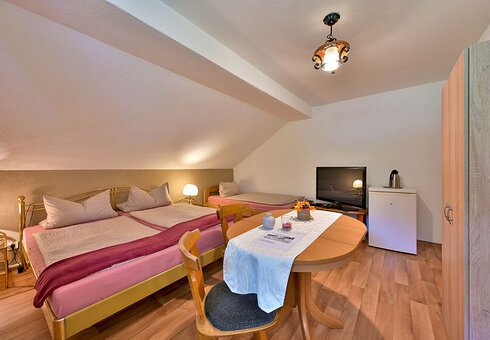 Blick in ein Gästezimmer