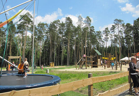 Bungeetrampolin Anlage