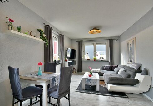 Ferienwohnung Unten (Wohnzimmer)