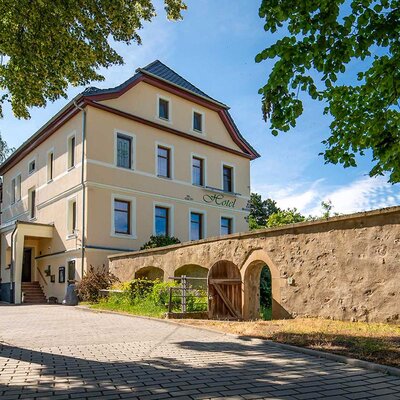 Hotel Am Hohen Schwarm, Saalfeld