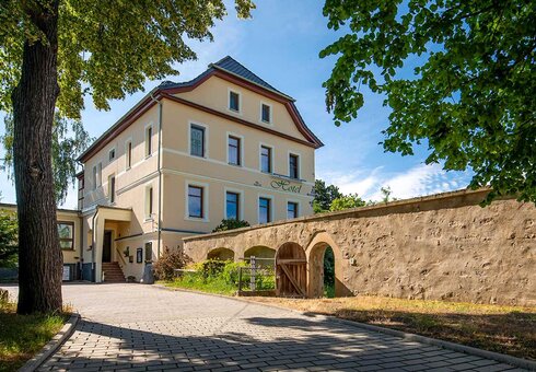 Hotel Am Hohen Schwarm, Saalfeld