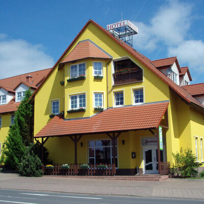 Hotel & Restaurant – Landgasthof „Zur Goldenen Aue“