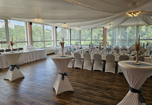 Blick in den Saal