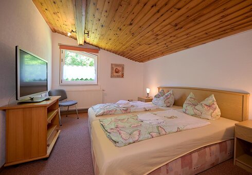 Blick in ein Gästezimmer