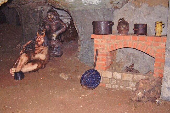 Sandstein -und Märchenhöhle in Walldorf