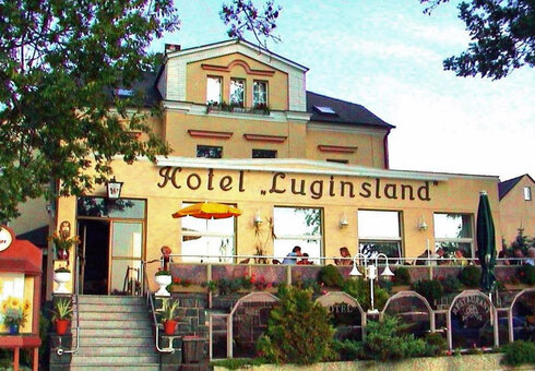 Hotel "Luginsland" ***