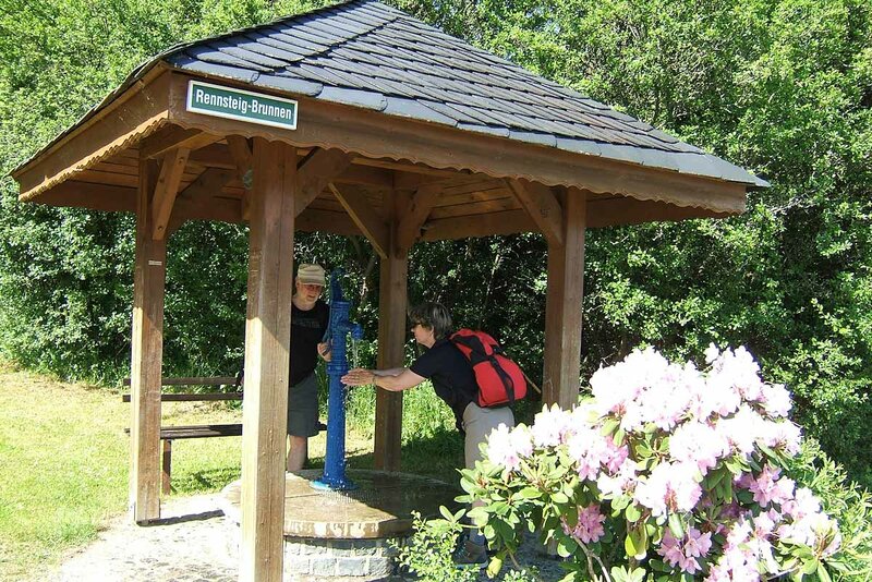 Rennsteig-Brunnen