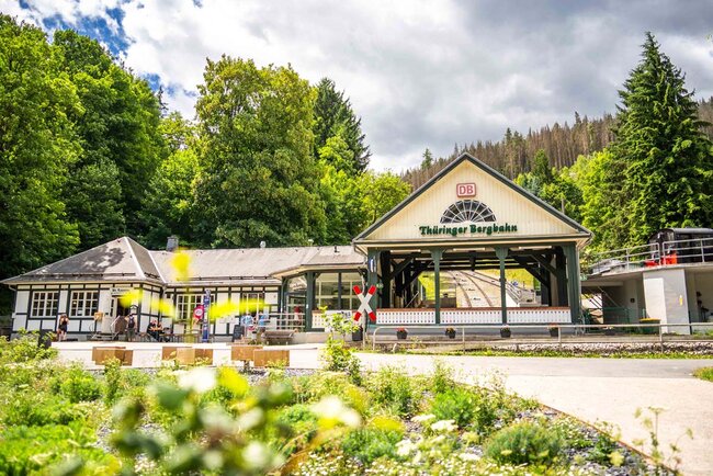Talstation an der Thüringer Bergbahn (Foto: Paul Hentschel Photography)