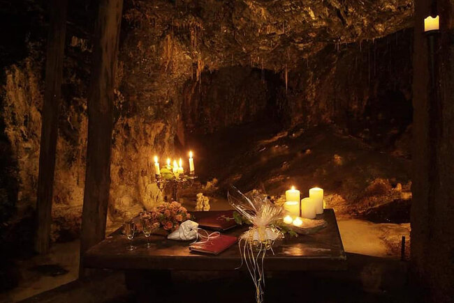 Heiraten in der Morassina-Grotte