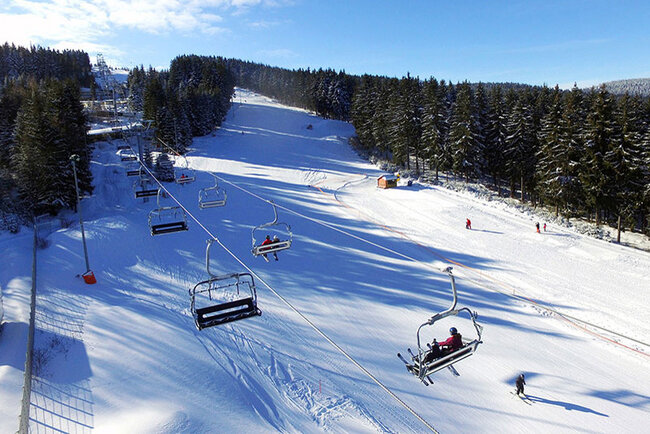 Luftaufnahme vom Fallbachlift in Oberhof