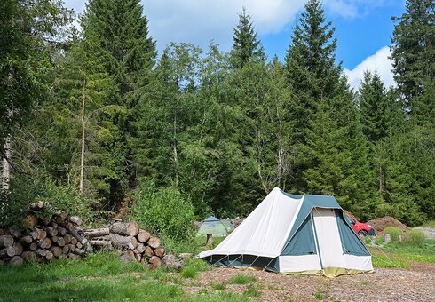 Zelten im Naturcamp Lenkgrund