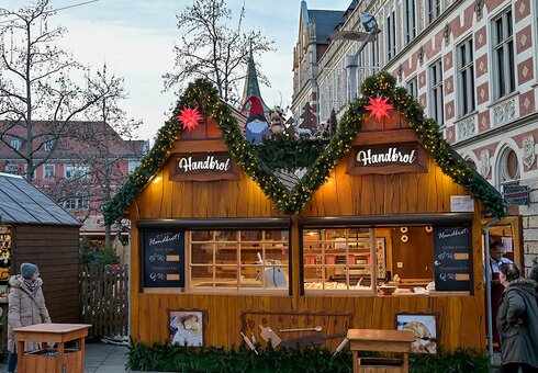 typischer Verkaufshütten