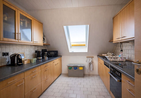 gut ausgestattete Küche