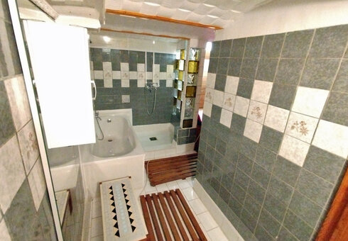 Sauna Naßstrecke im Kellergeschoss