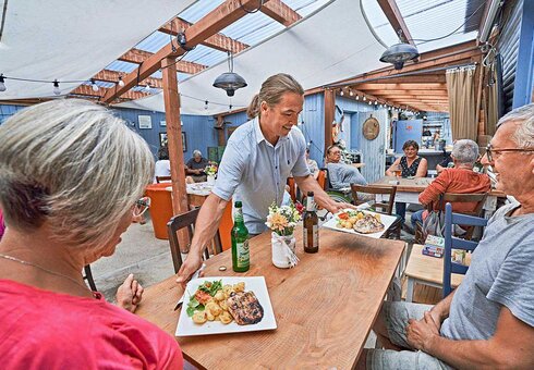 Campingplatz "Im Grünen in Oettern
