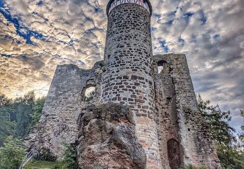 Burgruine Hallenburg