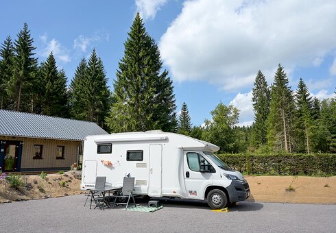 Wohnmobil im Naturcamp Lenkgrund