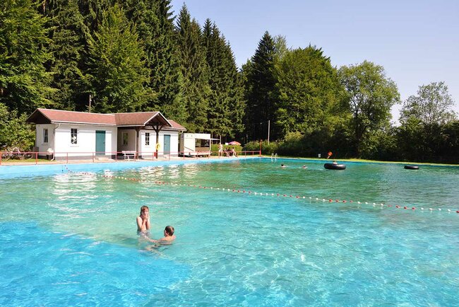 Waldschwimmbad Schmiedefeld