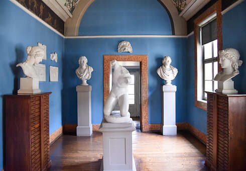 Büsten- und Brückenzimmer