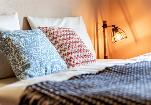 Schlafzimmer mit Doppelbett