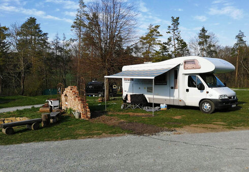 Campingplatz "Im Grünen in Oettern