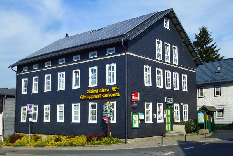 Tourist-Info und Glasapparatemuseum