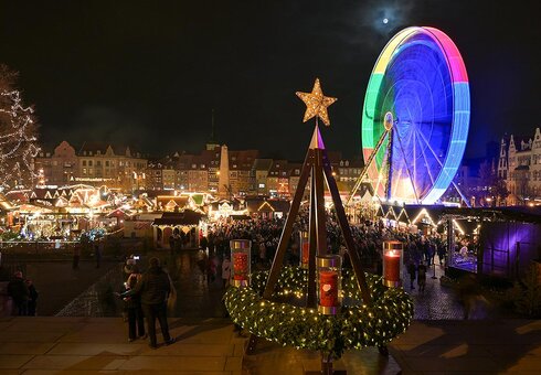 Erfurter Weihnachtsmarkt (Domplatz)
