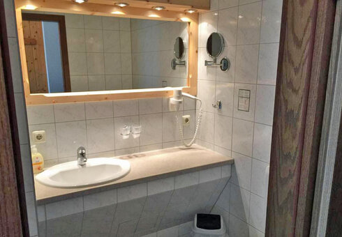 Blick in ein Badezimmer