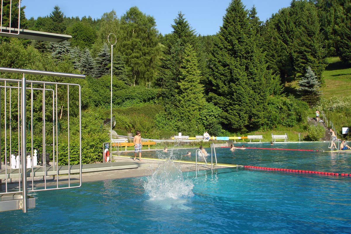 Freibad Schönbrunn
