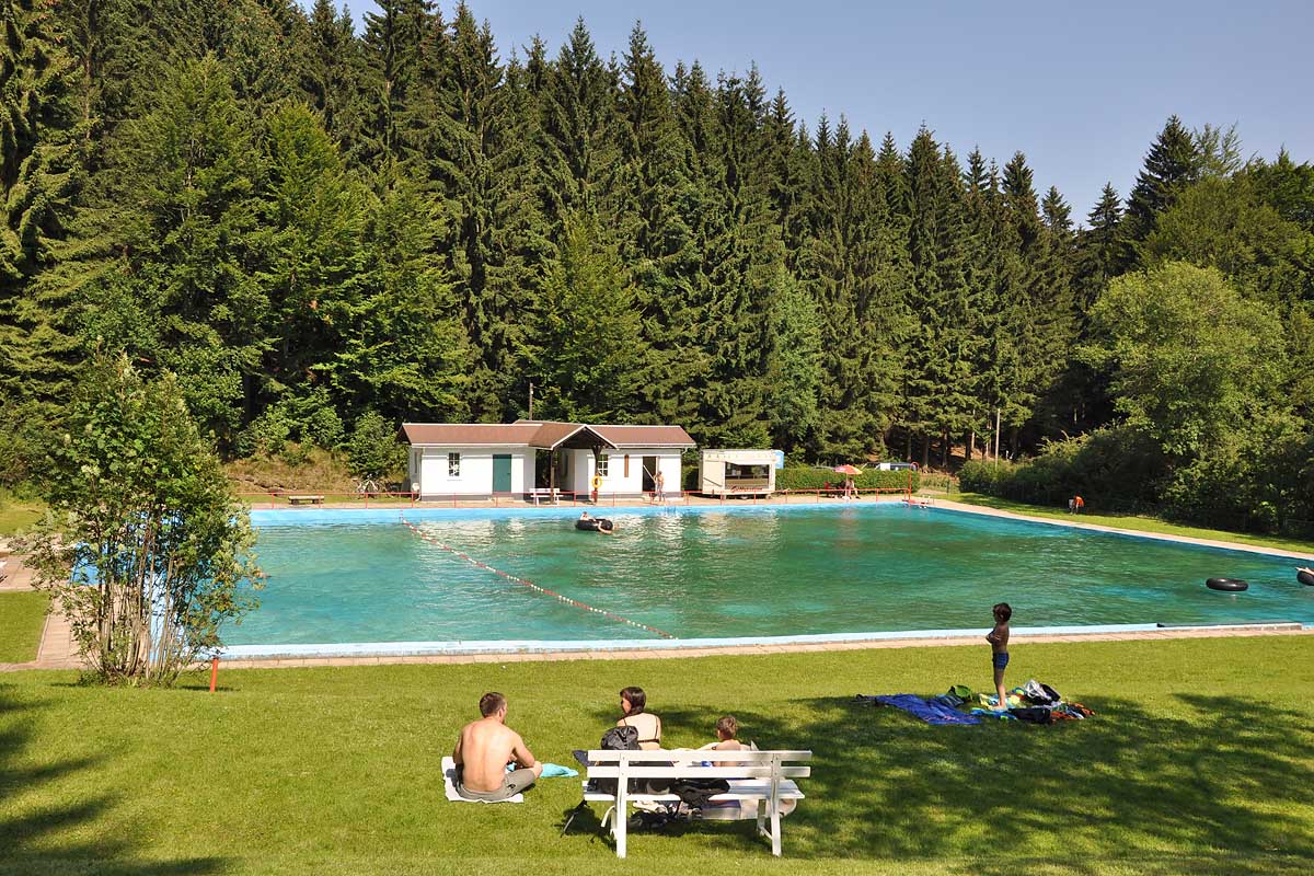 Waldschwimmbad Schmiedefeld