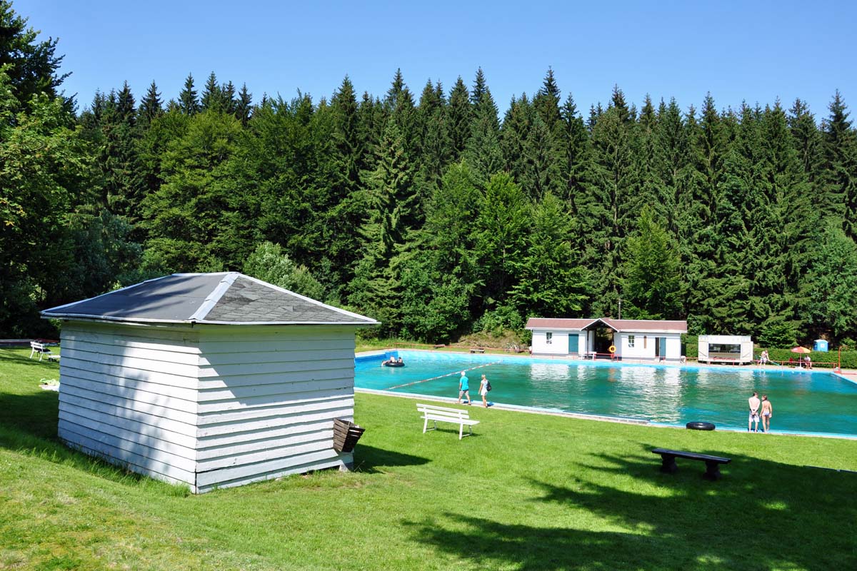 Waldschwimmbad Schmiedefeld