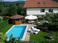 Freie Ferienwohnungen mit Pool und Sauna in der Rhön