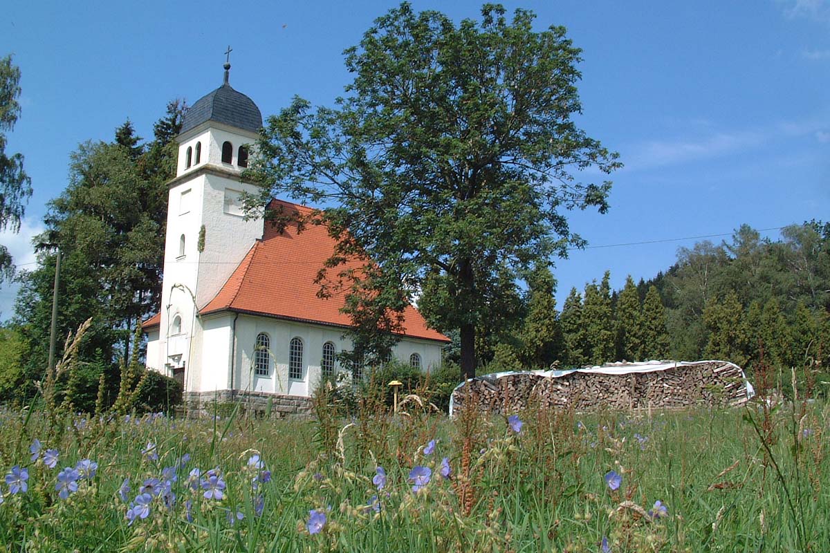 Kirche in Brattendorf