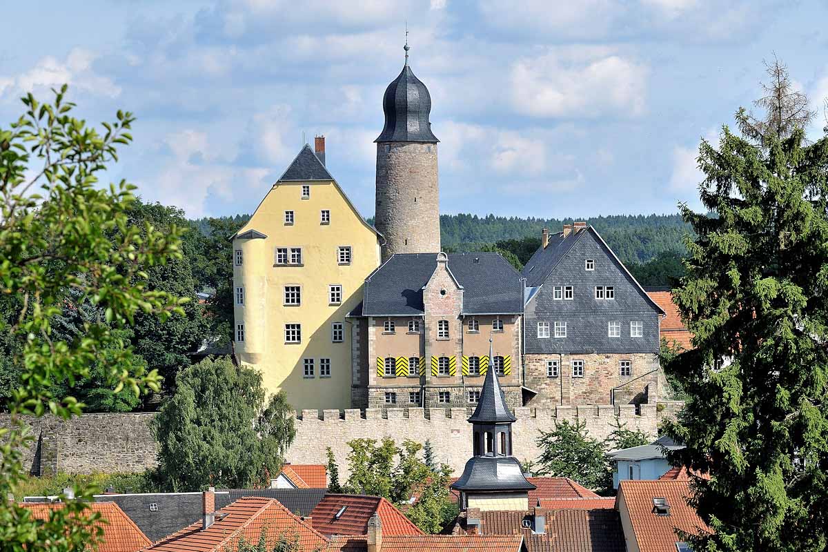 Schloss- und Stadtansicht