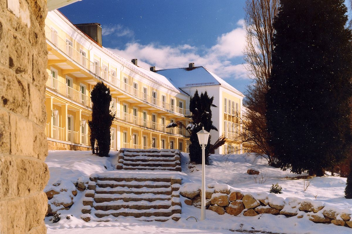 Hotel Am Burgholz, Winteransicht